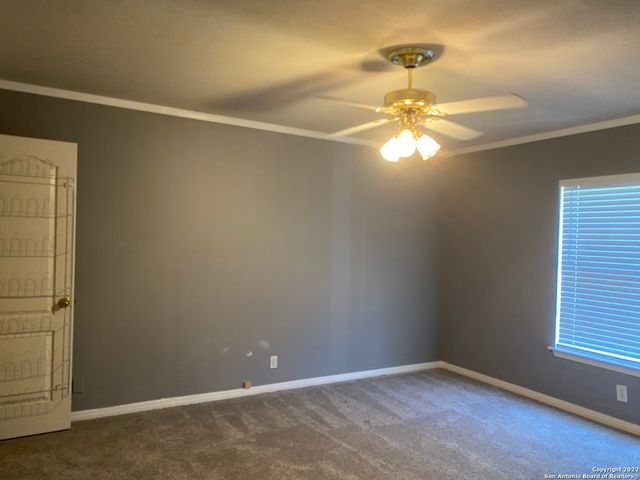 614 STONEWAY DR, San Antonio, TX 78258