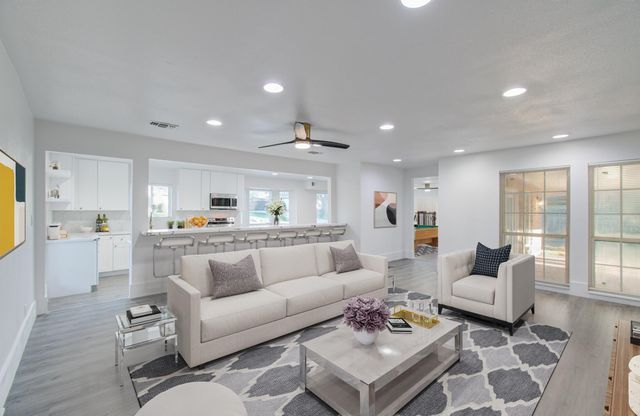 556 Brandon Road, Conroe, TX 77302