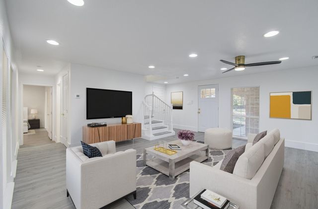 556 Brandon Road, Conroe, TX 77302