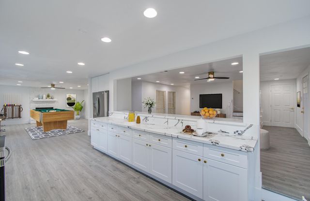 556 Brandon Road, Conroe, TX 77302