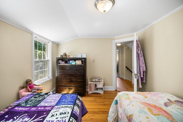 779 Oxford St S, Auburn, MA 01501