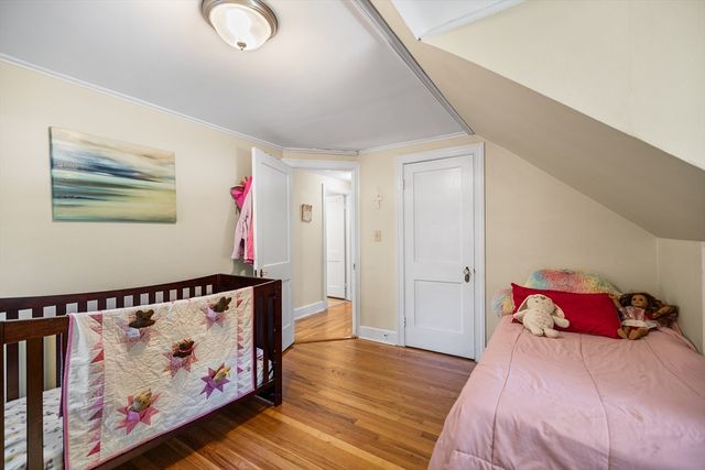 779 Oxford St S, Auburn, MA 01501