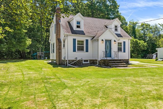 779 Oxford St S, Auburn, MA 01501