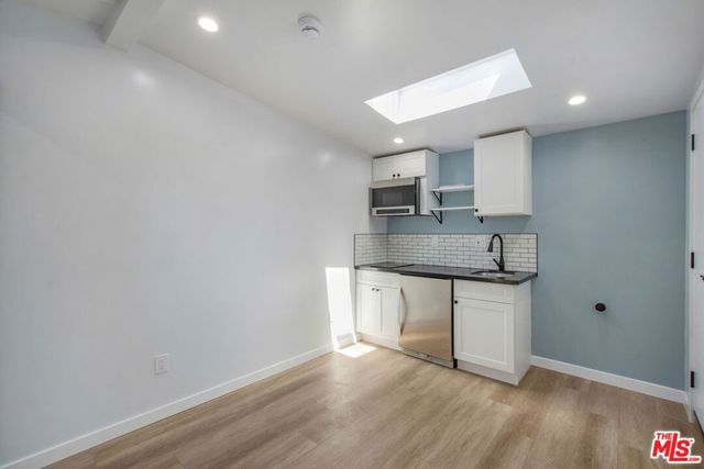 5175 S Van Ness Avenue, Los Angeles, CA 90062
