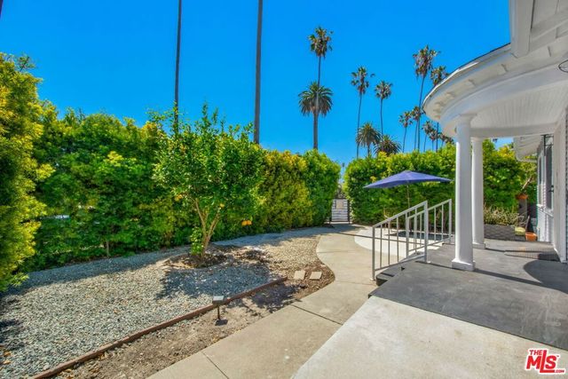 5175 S Van Ness Avenue, Los Angeles, CA 90062