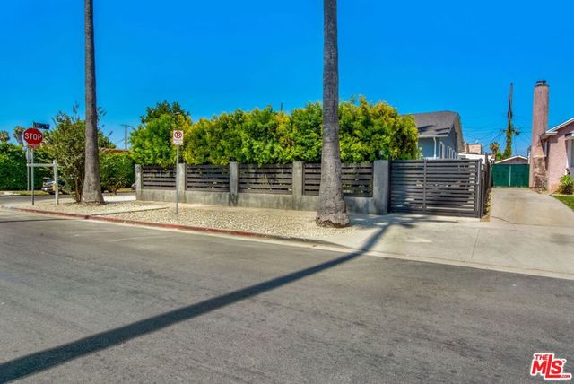 5175 S Van Ness Avenue, Los Angeles, CA 90062
