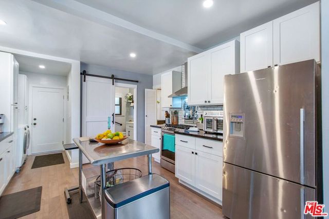 5175 S Van Ness Avenue, Los Angeles, CA 90062