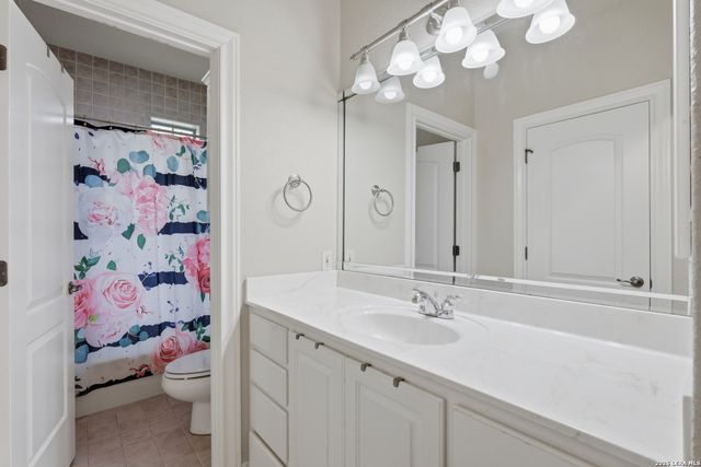 8035 Tradition Oak, Boerne, TX 78015