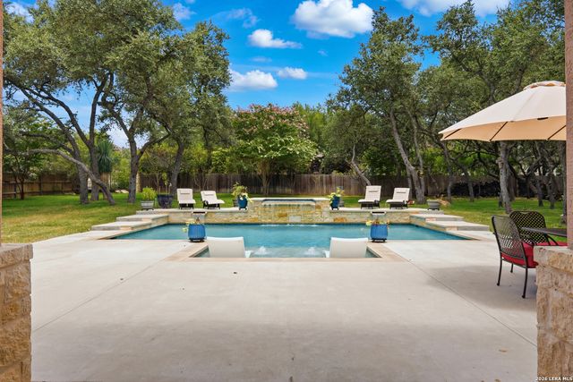 8035 Tradition Oak, Boerne, TX 78015