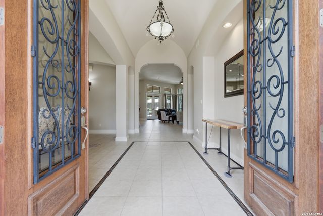 8035 Tradition Oak, Boerne, TX 78015