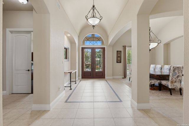 8035 Tradition Oak, Boerne, TX 78015