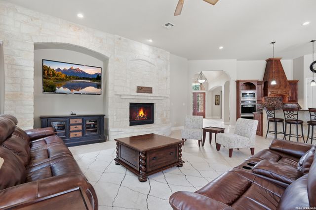 8035 Tradition Oak, Boerne, TX 78015