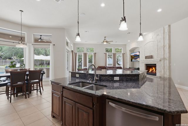 8035 Tradition Oak, Boerne, TX 78015