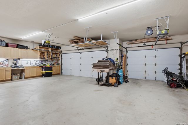 8035 Tradition Oak, Boerne, TX 78015