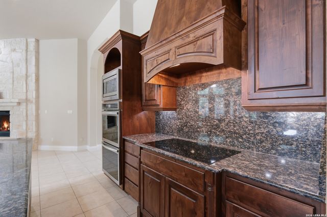 8035 Tradition Oak, Boerne, TX 78015