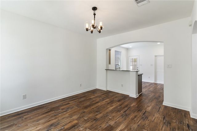 2023 Autumn Lake Drive, Bryan, TX 77807