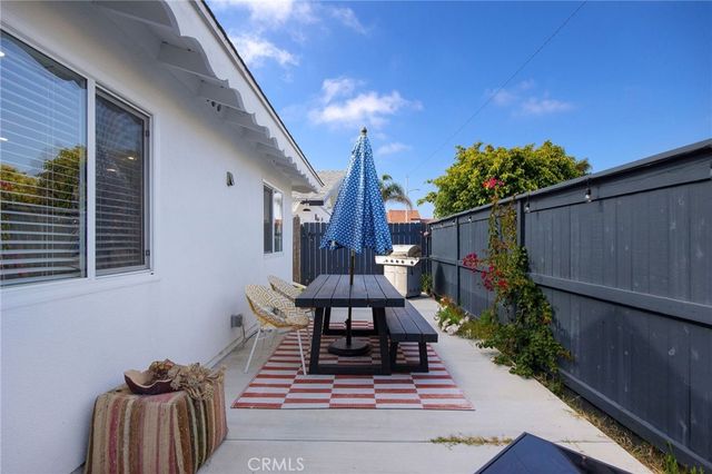 1209 Florida Street, Huntington Beach, CA 92648
