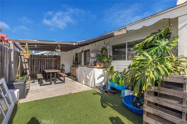 1209 Florida Street, Huntington Beach, CA 92648