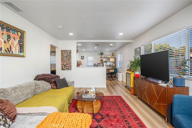 1209 Florida Street, Huntington Beach, CA 92648