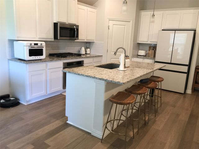 2806 Steeple Chase Drive, Sherman, TX 75092