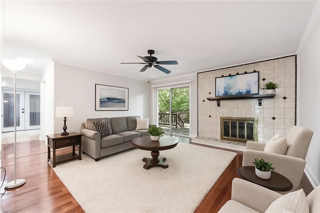 130 Lakeview W Ridge, Roswell, GA 30076