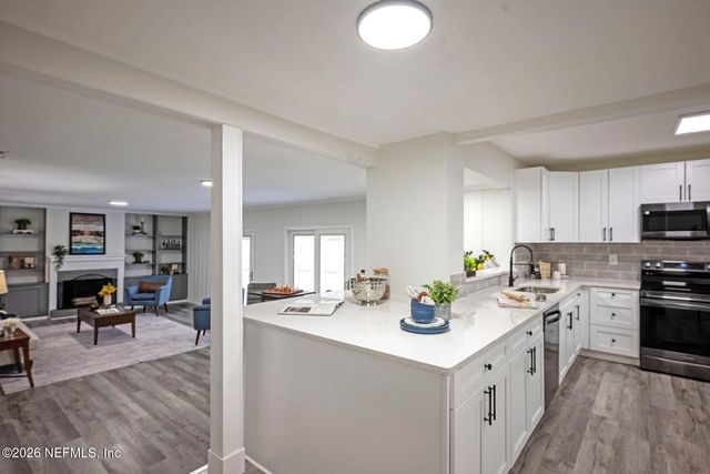 4622 HOMESTEAD Road, Jacksonville, FL 32210