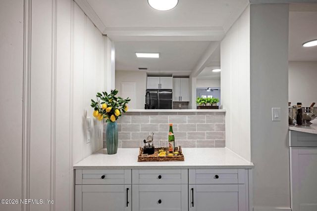 4622 HOMESTEAD Road, Jacksonville, FL 32210