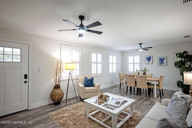 4622 HOMESTEAD Road, Jacksonville, FL 32210