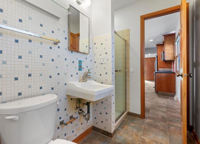 5502 W Silverleaf LANE, Brown Deer, WI 53223