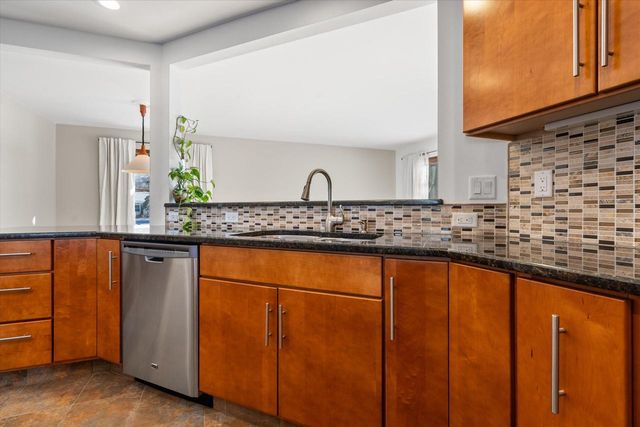 5502 W Silverleaf LANE, Brown Deer, WI 53223