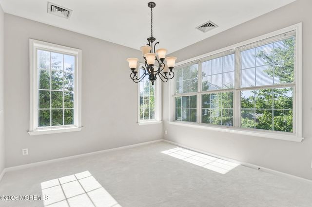 327 Mill Pond Way, Eatontown, NJ 07724