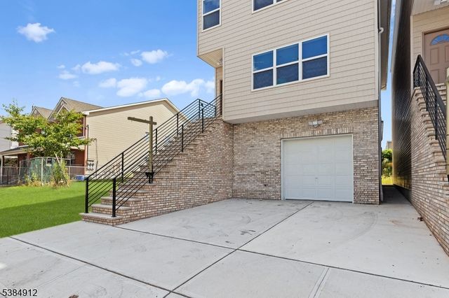 484 S 19Th St, Newark City, NJ 07103