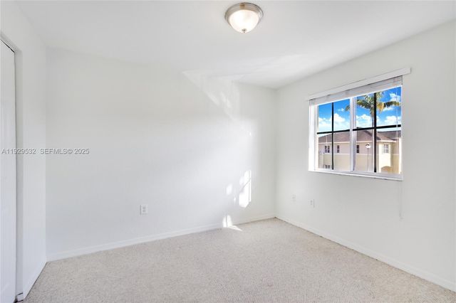 1935 SW 60th Ter, North Lauderdale, FL 33068