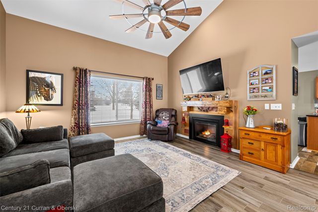 36152 Fairway Drive 78, Livonia, MI 48152