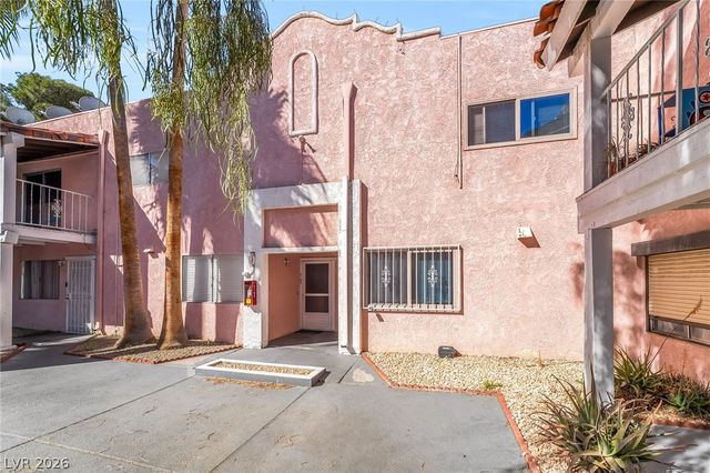 2186 East Desert Inn Road 2186, Las Vegas, NV 89169