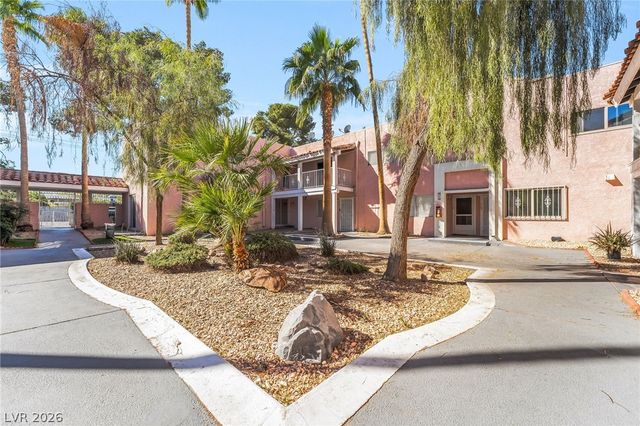 2186 East Desert Inn Road 2186, Las Vegas, NV 89169