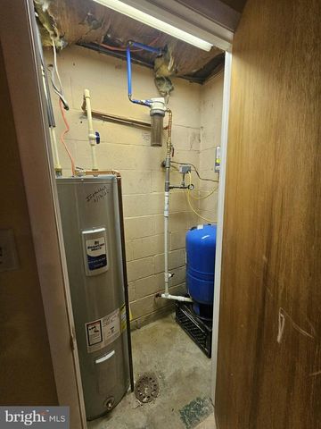 1817 LITTLE CONESTOGA RD, Elverson, PA 19520