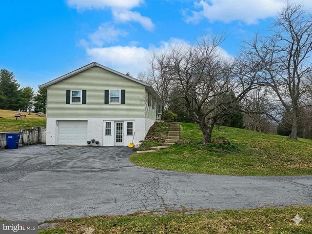 1817 LITTLE CONESTOGA RD, Elverson, PA 19520
