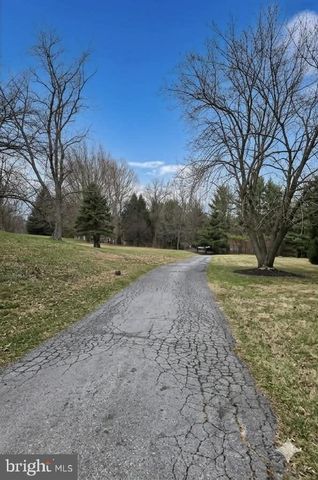 1817 LITTLE CONESTOGA RD, Elverson, PA 19520