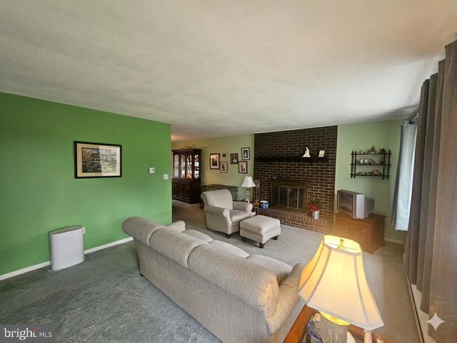 1817 LITTLE CONESTOGA RD, Elverson, PA 19520