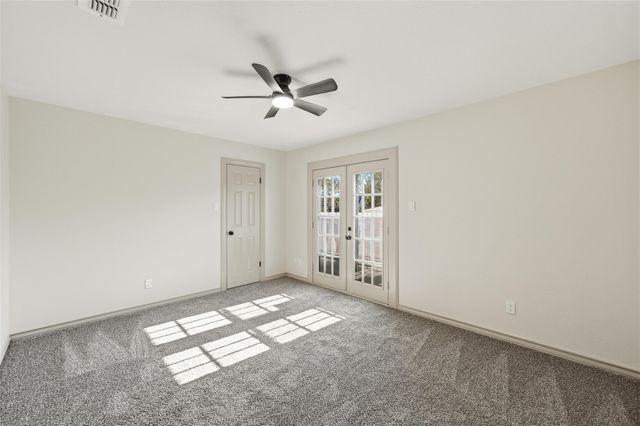 2705 Redstone Drive, Arlington, TX 76001