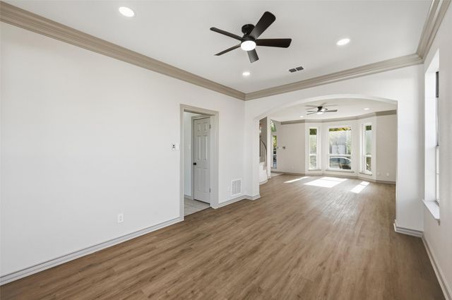 2705 Redstone Drive, Arlington, TX 76001