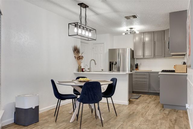 1800 Rainy Meadows DR, Austin, TX 78758