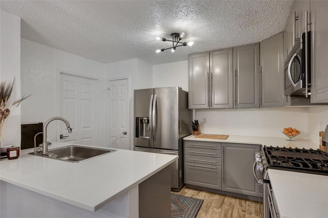 1800 Rainy Meadows DR, Austin, TX 78758