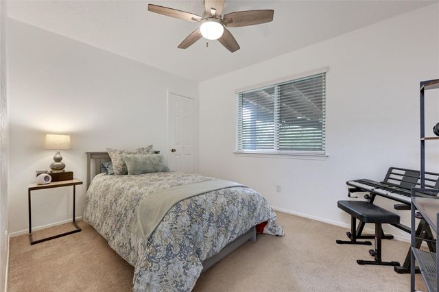 1800 Rainy Meadows DR, Austin, TX 78758