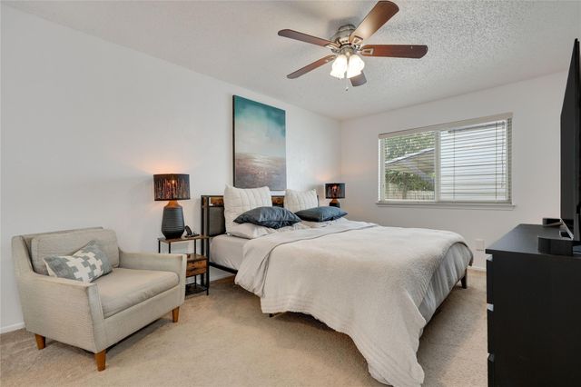 1800 Rainy Meadows DR, Austin, TX 78758