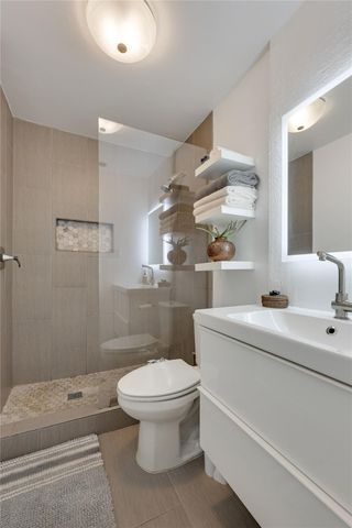 1800 Rainy Meadows DR, Austin, TX 78758