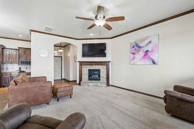 636 NE 23rd, Moore, OK 73160