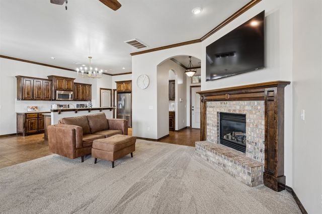 636 NE 23rd, Moore, OK 73160
