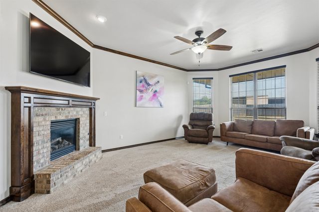 636 NE 23rd, Moore, OK 73160
